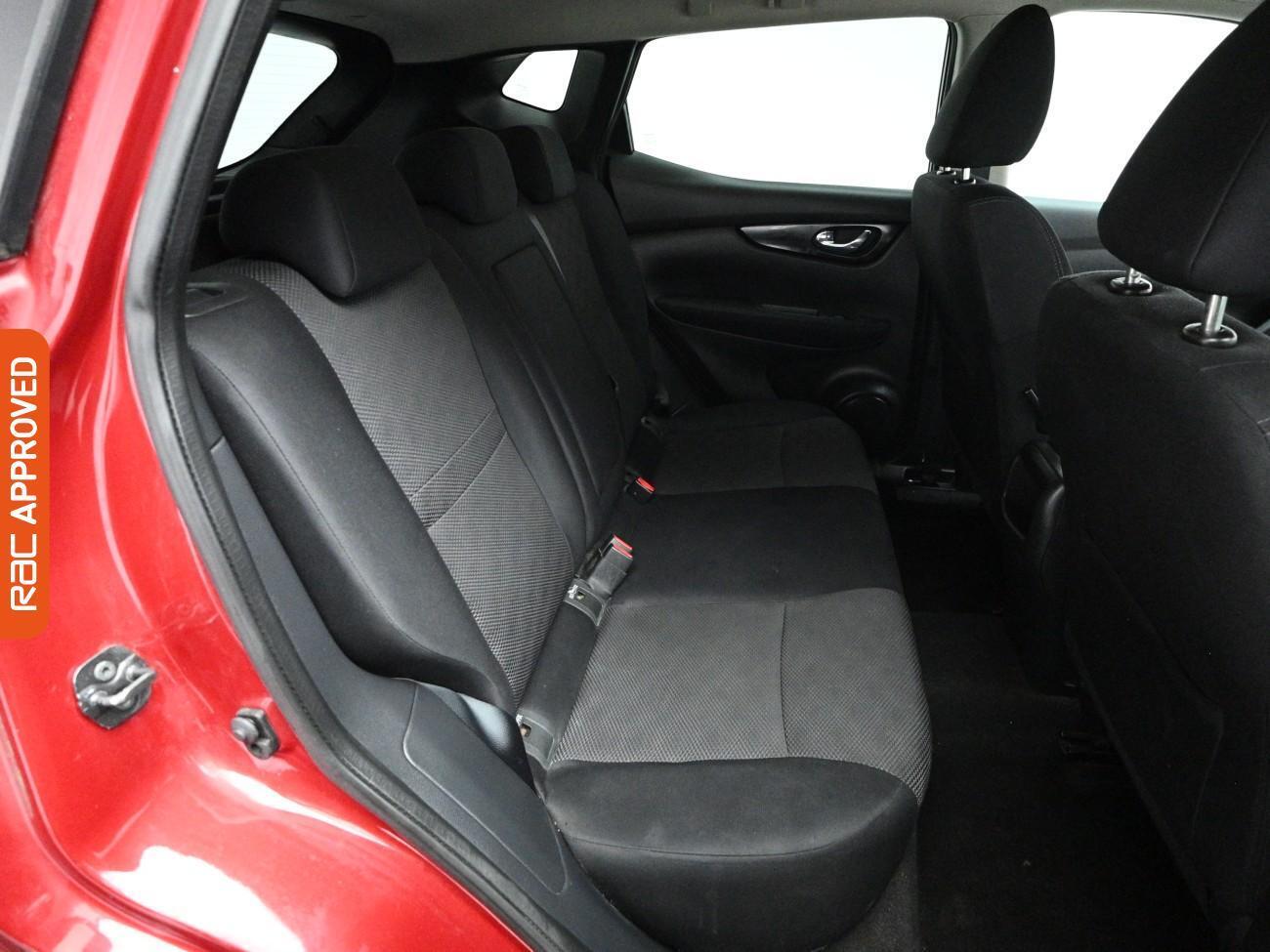 Used Nissan Qashqai 2016 for sale - 77577659: Photo 13