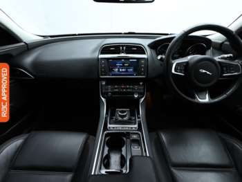 Used Jaguar XE 2025 for sale - 75105385: Photo