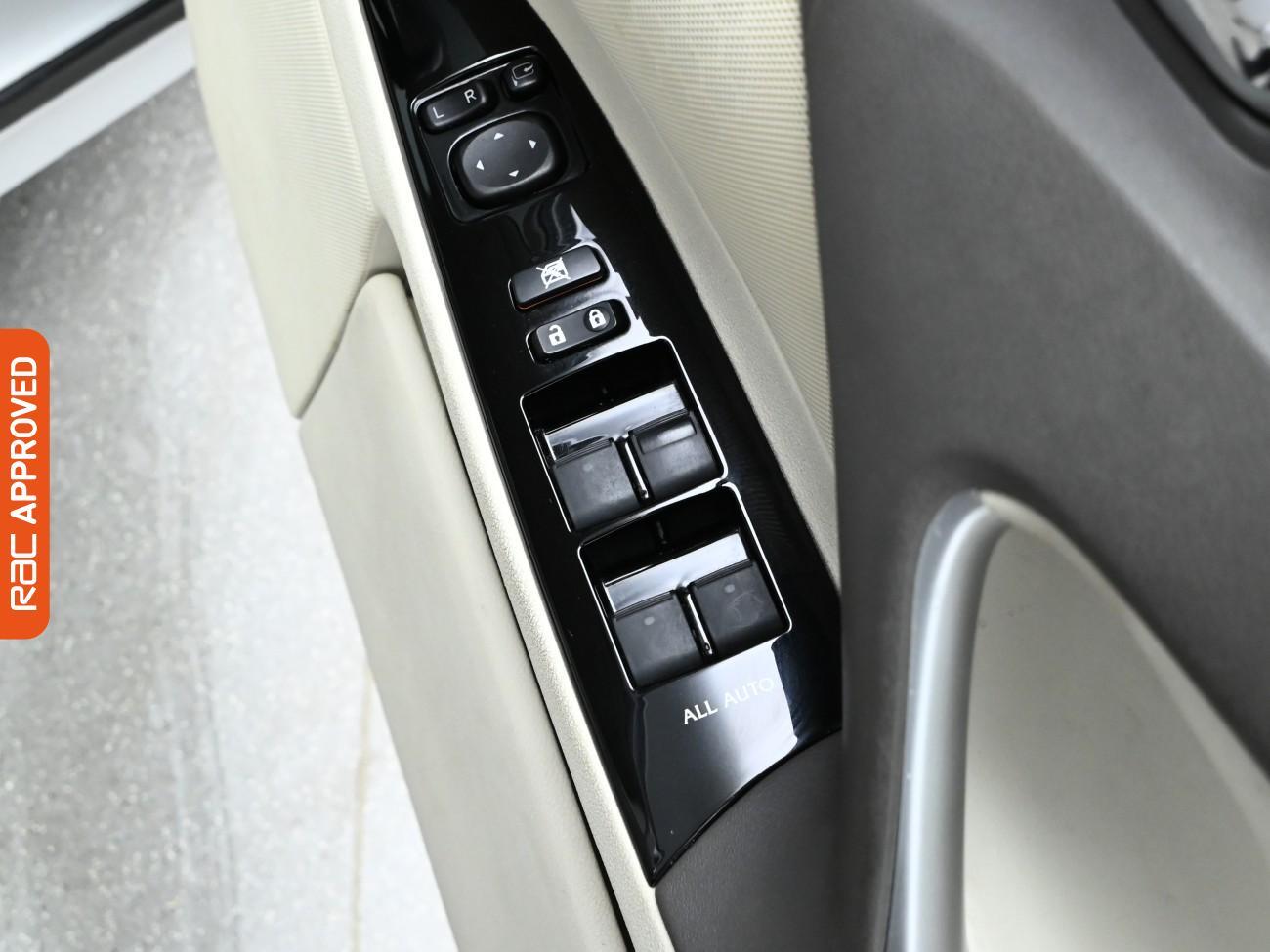 Used Lexus IS 2011 for sale - 76142227: Photo 22