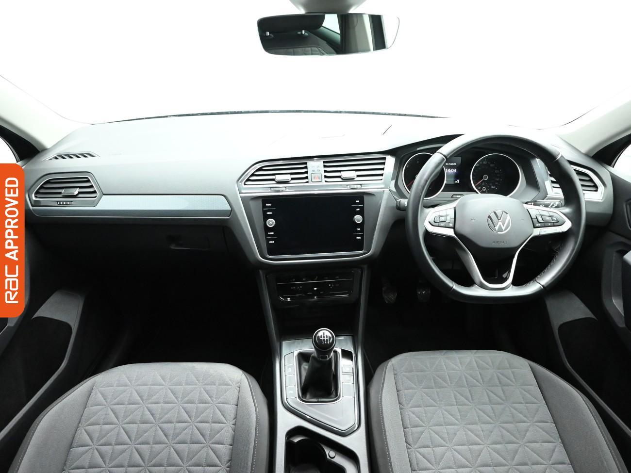 Used Volkswagen Tiguan 2022 for sale - 76650501: Photo 2