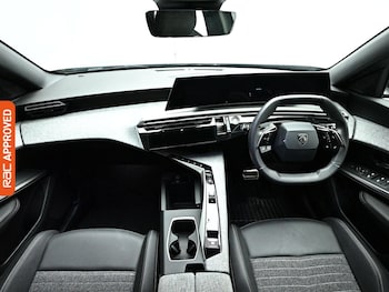 Used Peugeot 5008 2025 for sale - 78997259: Photo