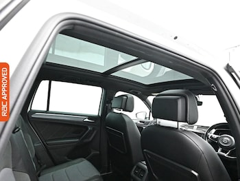 Used Volkswagen Tiguan 2019 for sale - 79568423: Photo