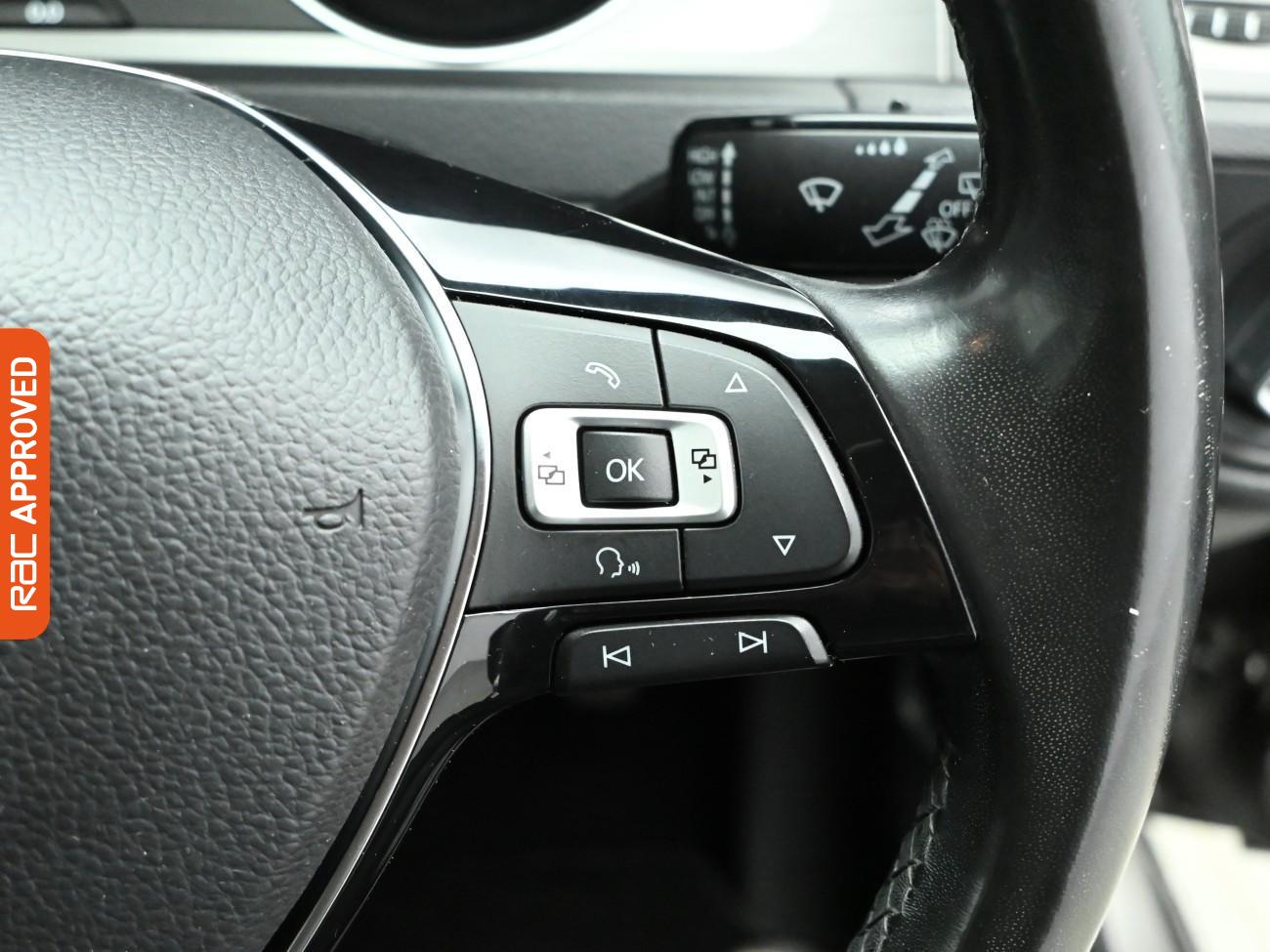 Used Volkswagen Golf 2014 for sale - 77895856: Photo 17