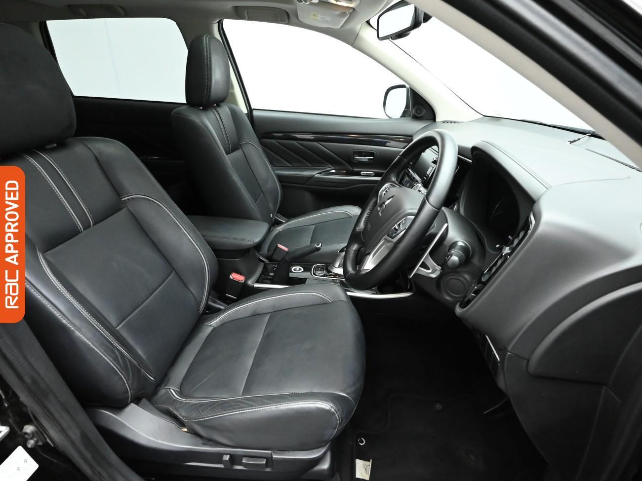 Used Mitsubishi Outlander 2016 for sale - 77719350: Photo 12