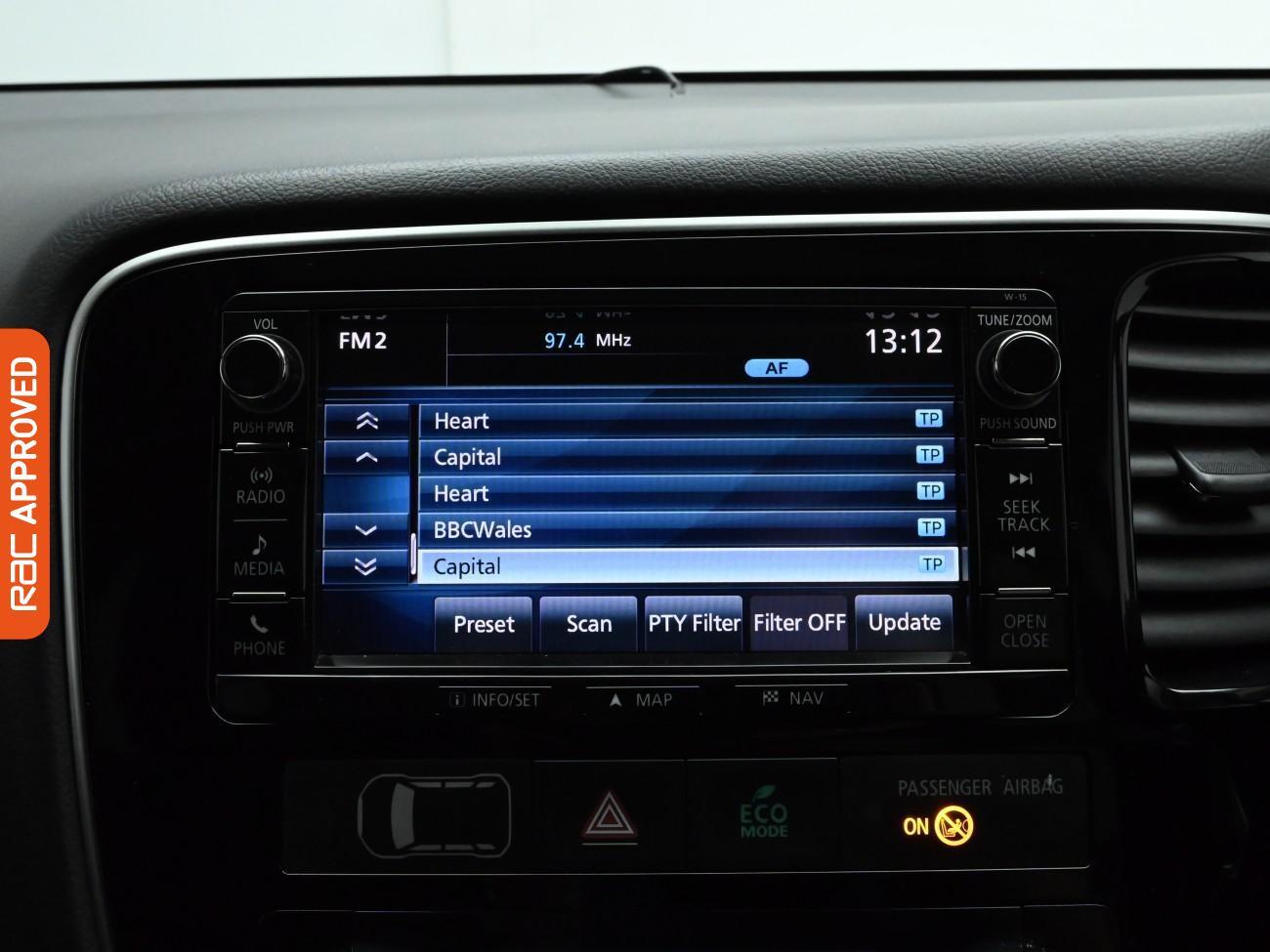 Used Mitsubishi Outlander 2016 for sale - 77719350: Photo 24