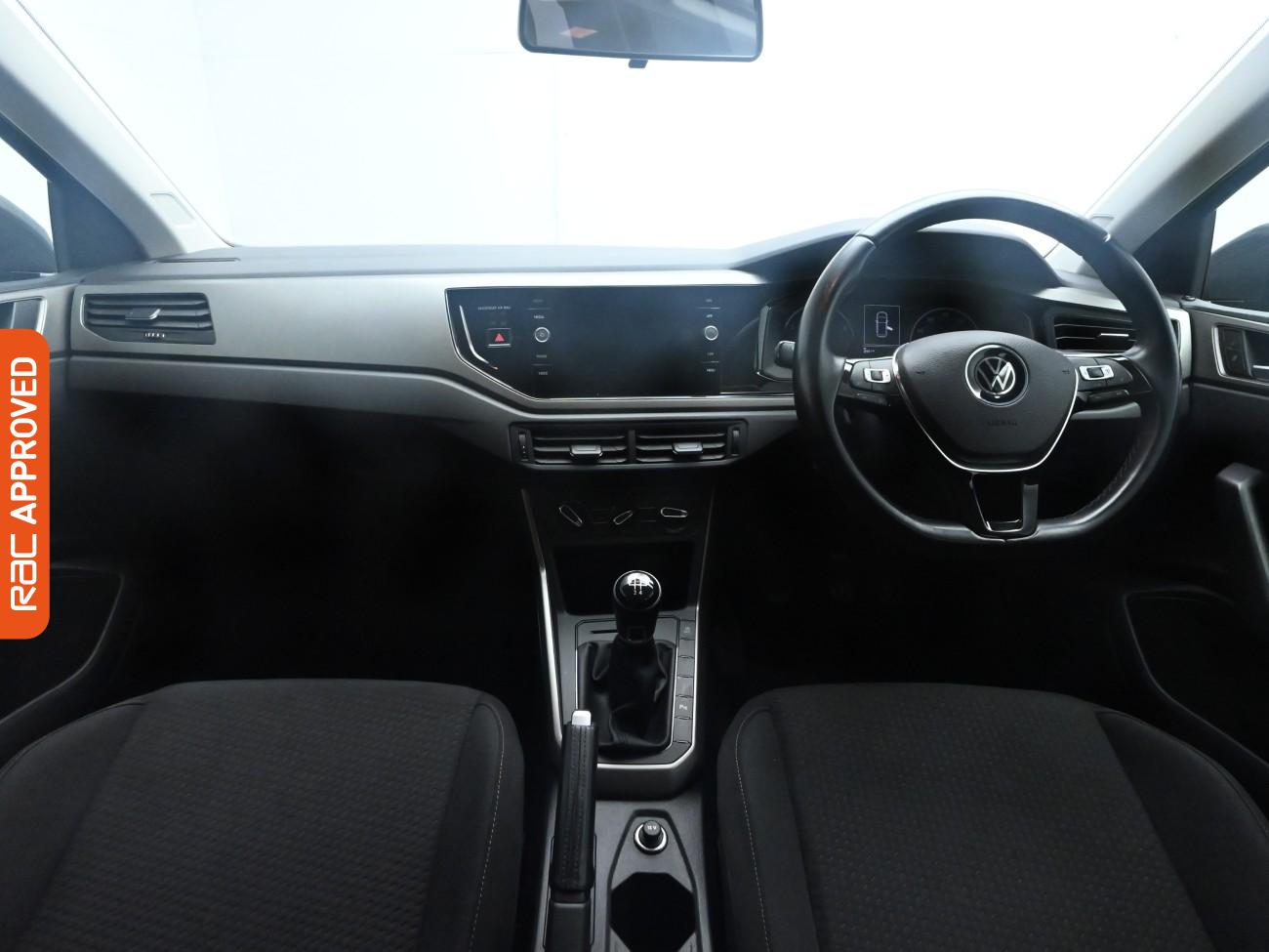 Used Volkswagen Polo 2021 for sale - 76330639: Photo 2