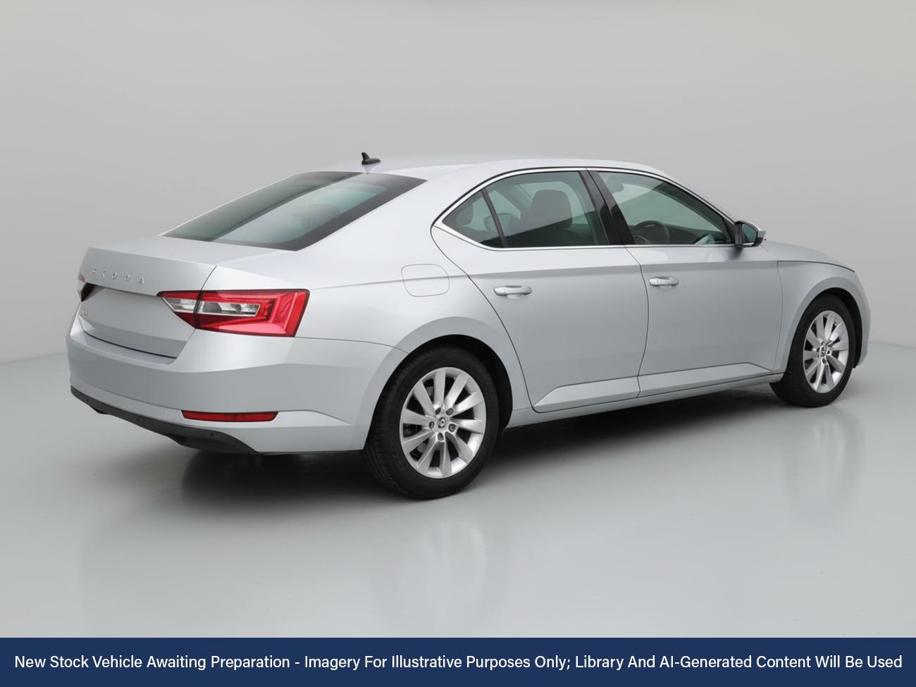 Used Skoda Superb 2020 for sale - 76782934: Photo 2