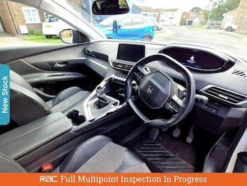 Used Peugeot 3008 2019 for sale - 76035289: Photo