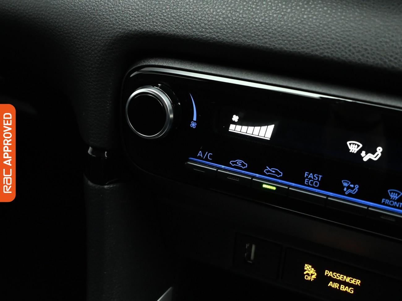 Used Toyota Yaris 2023 for sale - 77593449: Photo 17