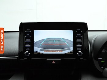 Used Toyota Yaris 2023 for sale - 77593449: Photo