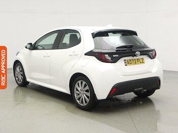 Used Toyota Yaris 2023 for sale - 77593449: Photo