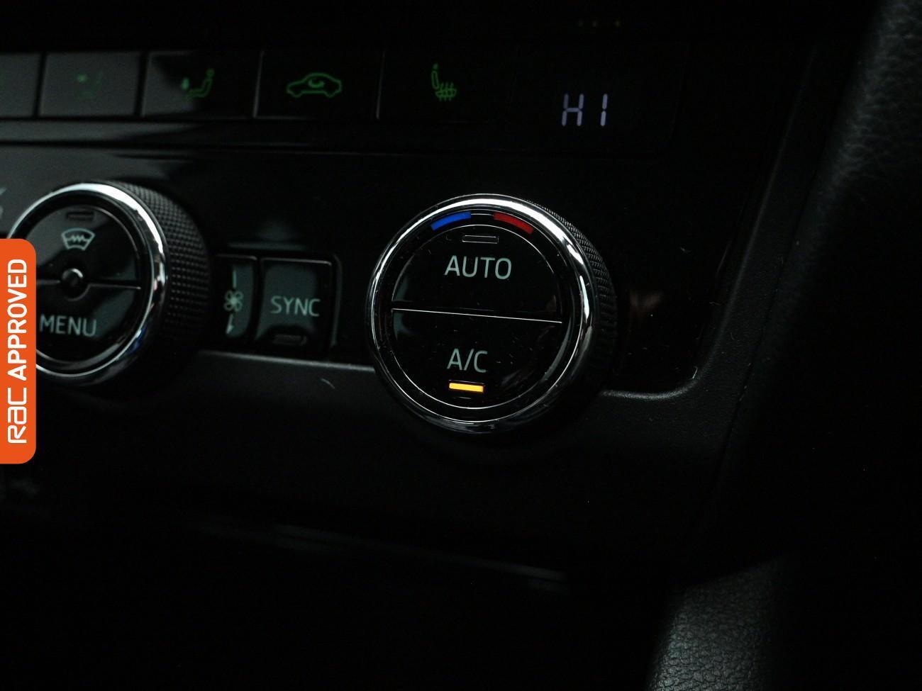 Used Skoda Octavia 2019 for sale - 78029354: Photo 14