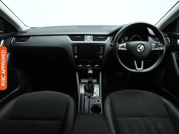 Used Skoda Octavia 2019 for sale - 78029354: Photo