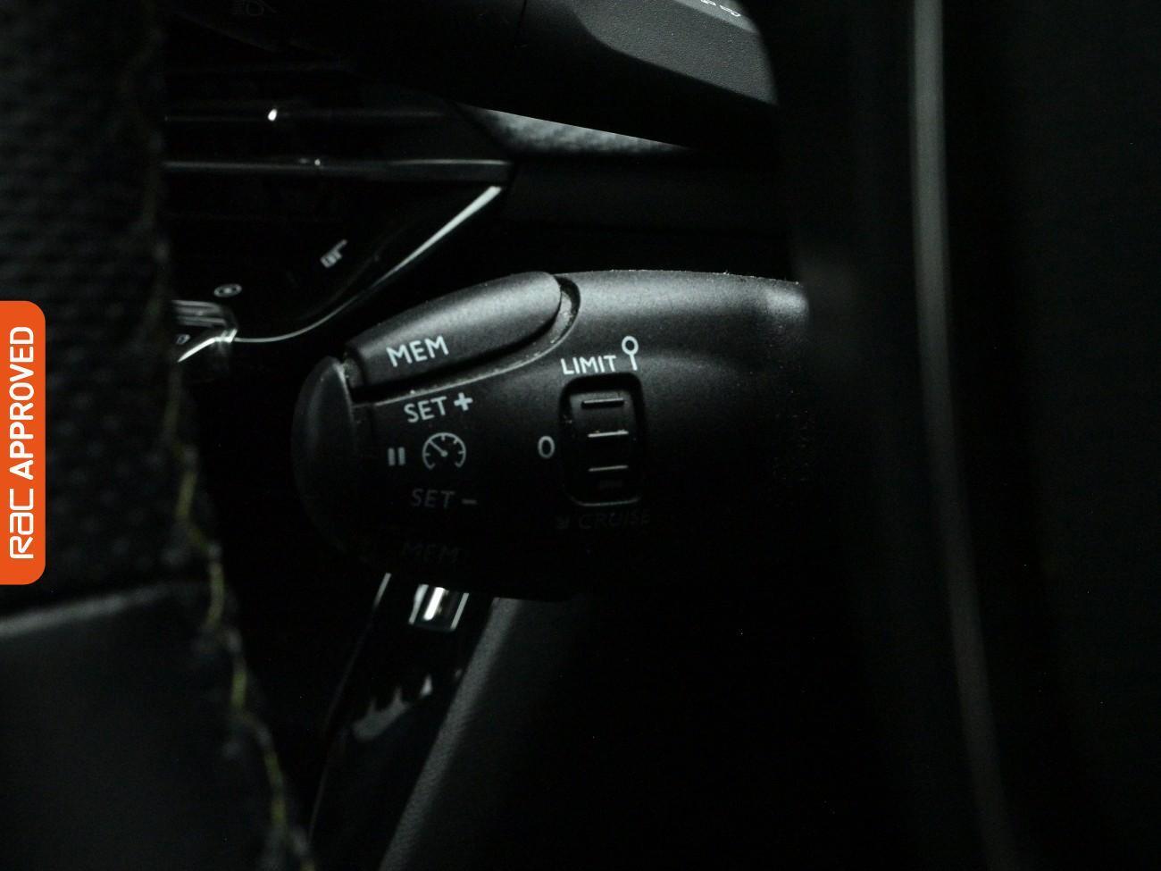 Used Peugeot E-2008 2021 for sale - 78001877: Photo 24