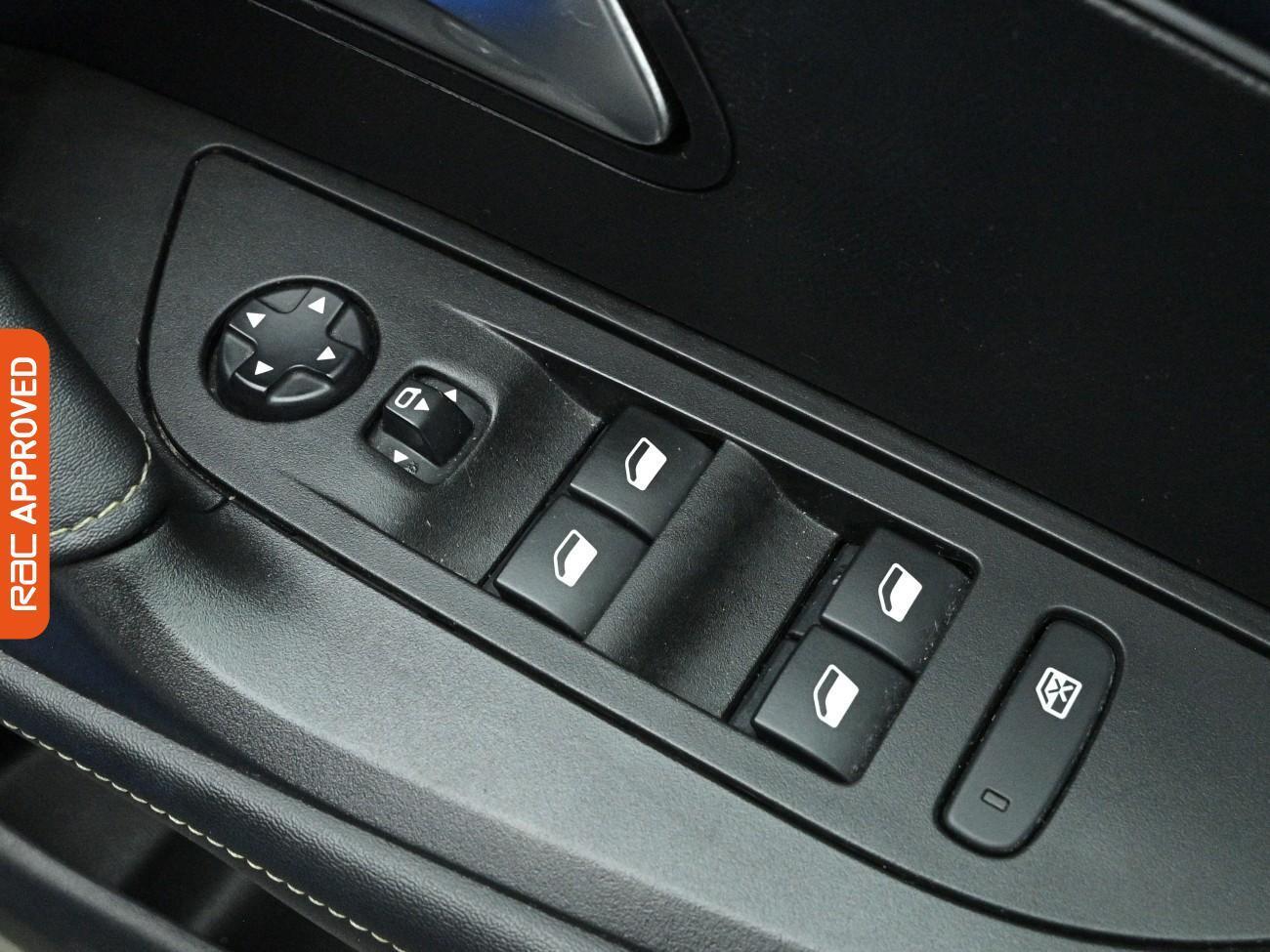 Used Peugeot E-2008 2021 for sale - 78001877: Photo 28