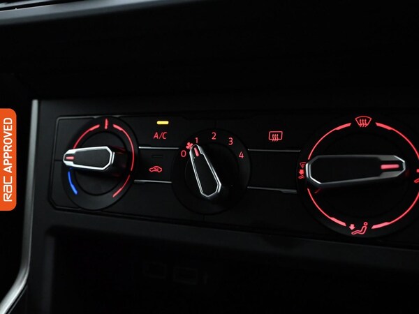 Used Volkswagen Polo 2020 for sale - 76232483: Photo 18