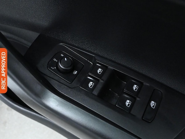 Used Volkswagen Polo 2020 for sale - 76232483: Photo 26