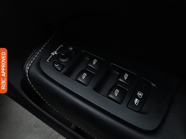 Used Volvo XC60 2018 for sale - 76128509: Photo 26