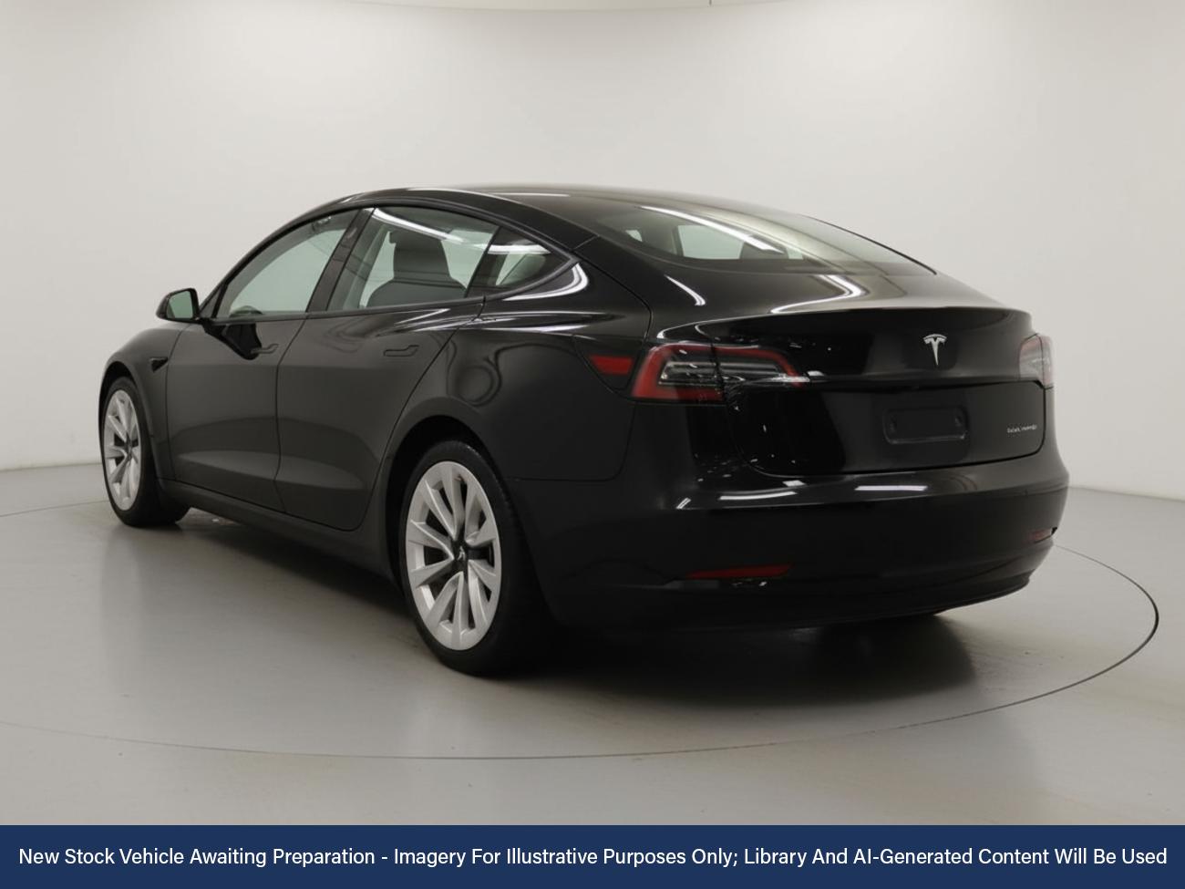 Used Tesla Model 3 2021 for sale - 76590467: Photo 2