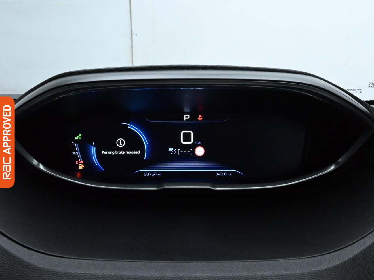 Used Peugeot 3008 2018 for sale - 76142235: Photo 11
