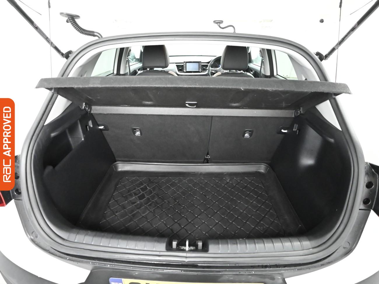 Used Kia Stonic 2020 for sale - 77421429: Photo 24