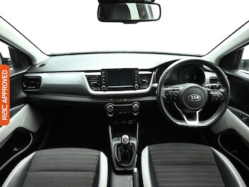 Used Kia Stonic 2020 for sale - 77421429: Photo