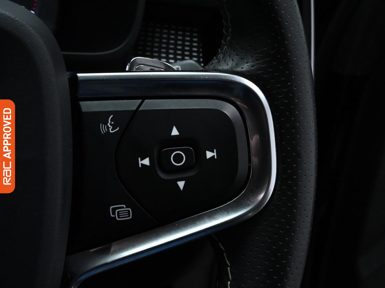 Used Volvo XC40 2020 for sale - 76088359: Photo 21