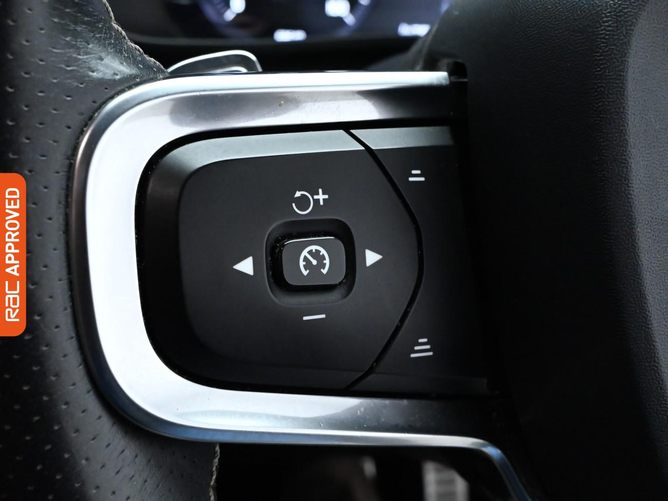 Used Volvo XC40 2020 for sale - 76088359: Photo 23