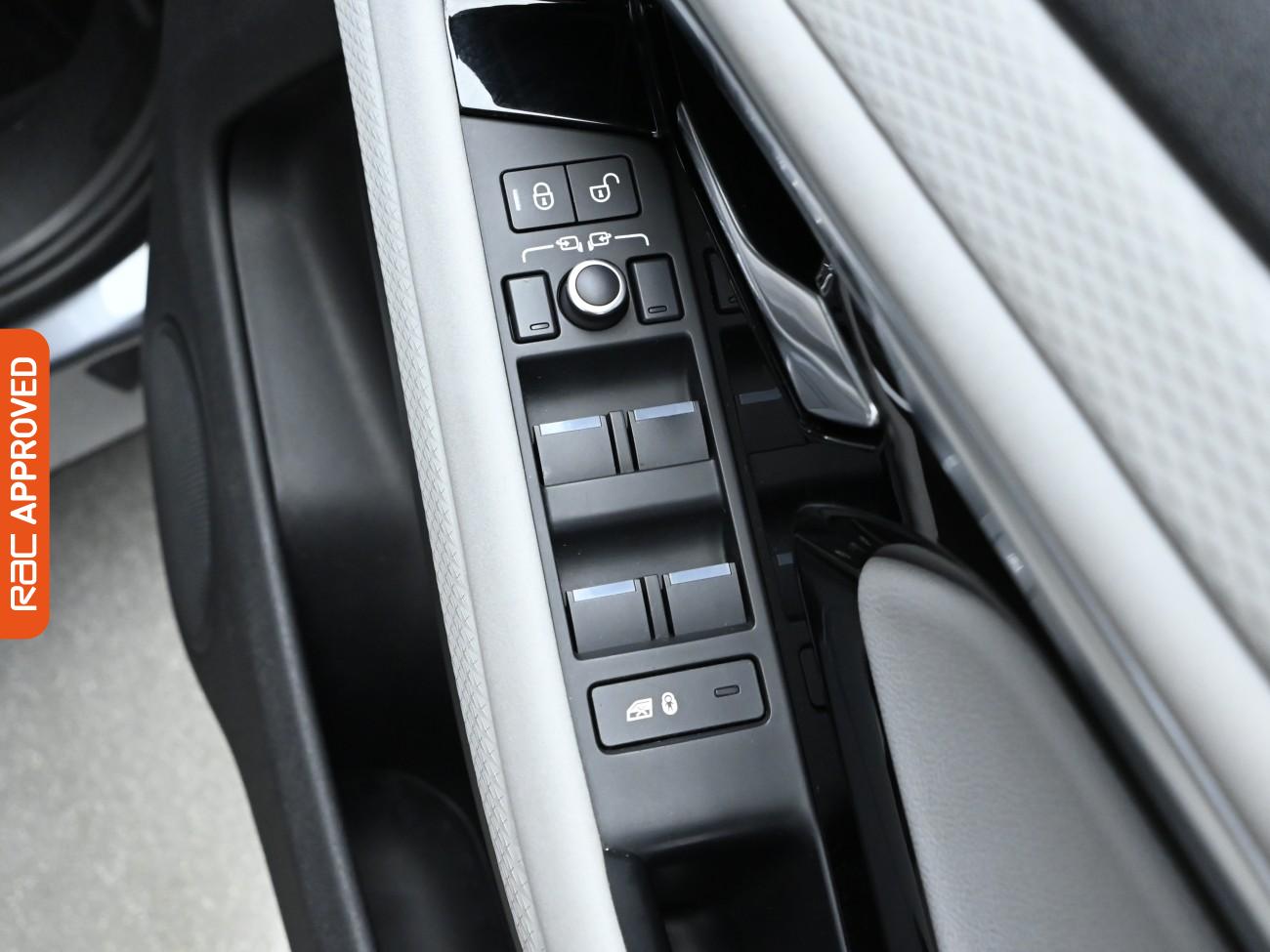 Used Land Rover Range Rover Evoque 2020 for sale - 76364627: Photo 25