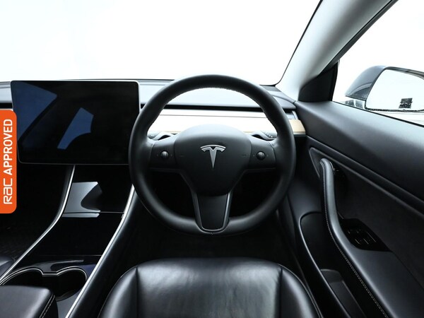 Used Tesla Model 3 2020 for sale - 76206898: Photo 11