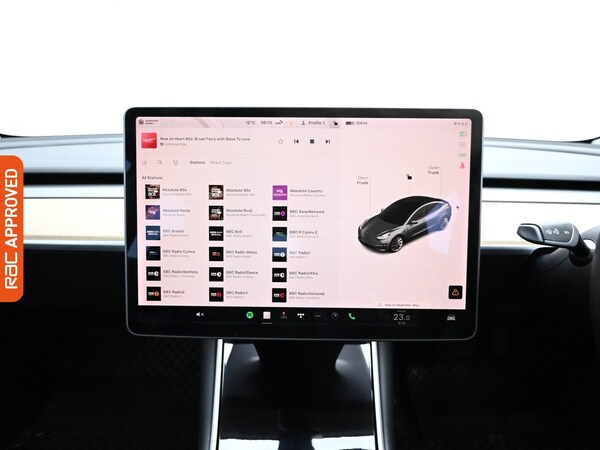 Used Tesla Model 3 2020 for sale - 76206898: Photo 17