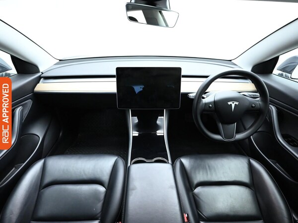 Used Tesla Model 3 2020 for sale - 76206898: Photo 2