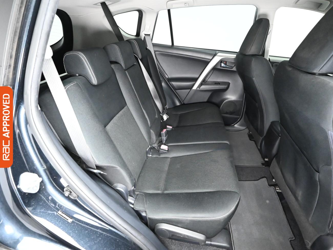 Used Toyota RAV4 2015 for sale - 76663261: Photo 13