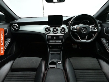 Used Mercedes-Benz GLA 2019 for sale - 78566414: Photo