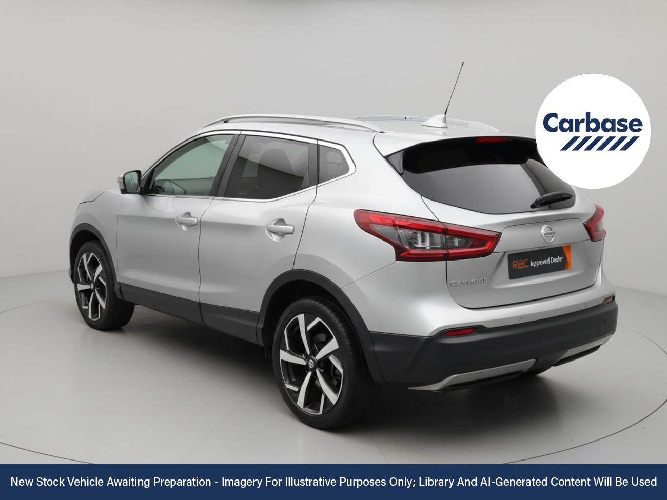 Used Nissan Qashqai 2017 for sale - 76878312: Photo 2