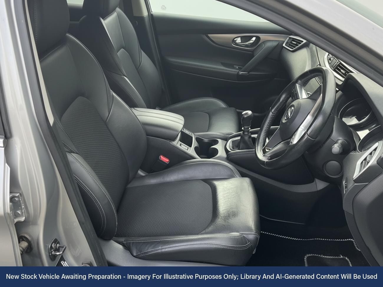 Used Nissan Qashqai 2017 for sale - 76878312: Photo 3