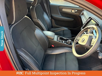 Used Volvo XC40 2018 for sale - 75983636: Photo