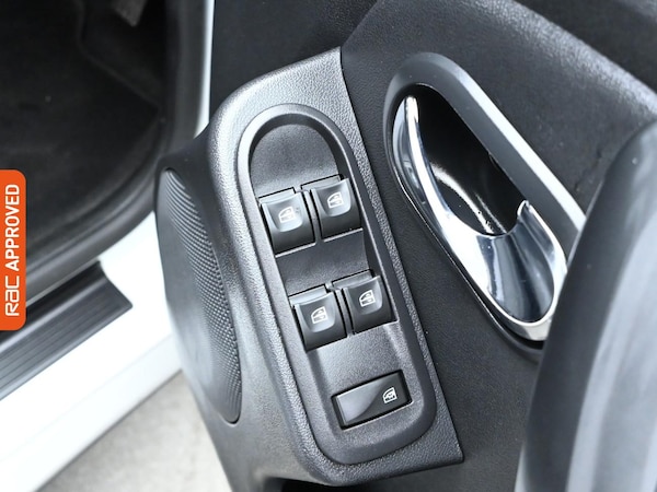 Used Dacia Duster 2016 for sale - 76142185: Photo 23