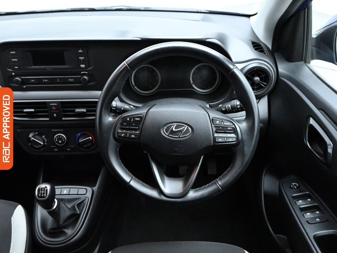 Used Hyundai i10 2022 for sale - 76310999: Photo 9