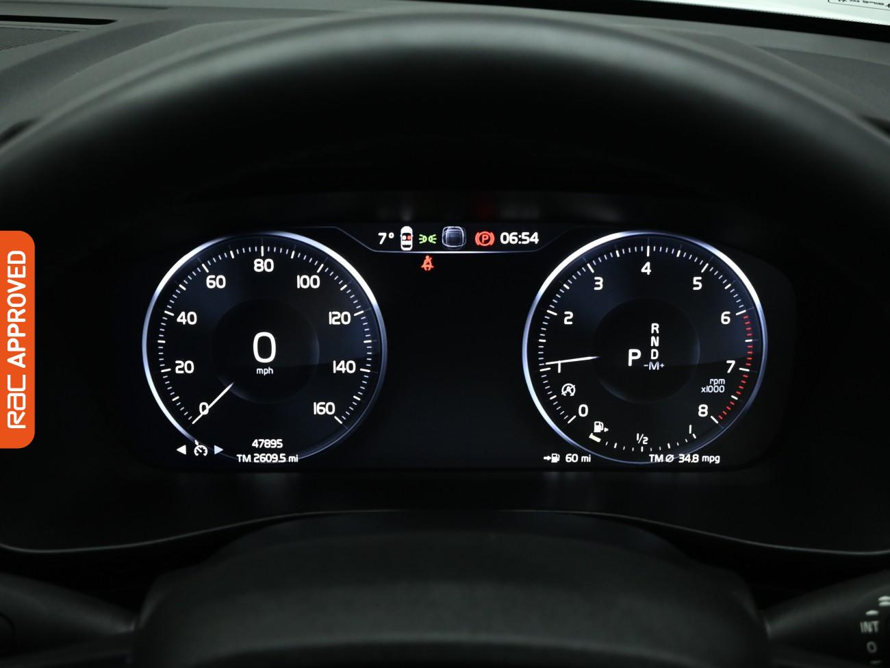 Used Volvo XC40 2021 for sale - 77529482: Photo 11