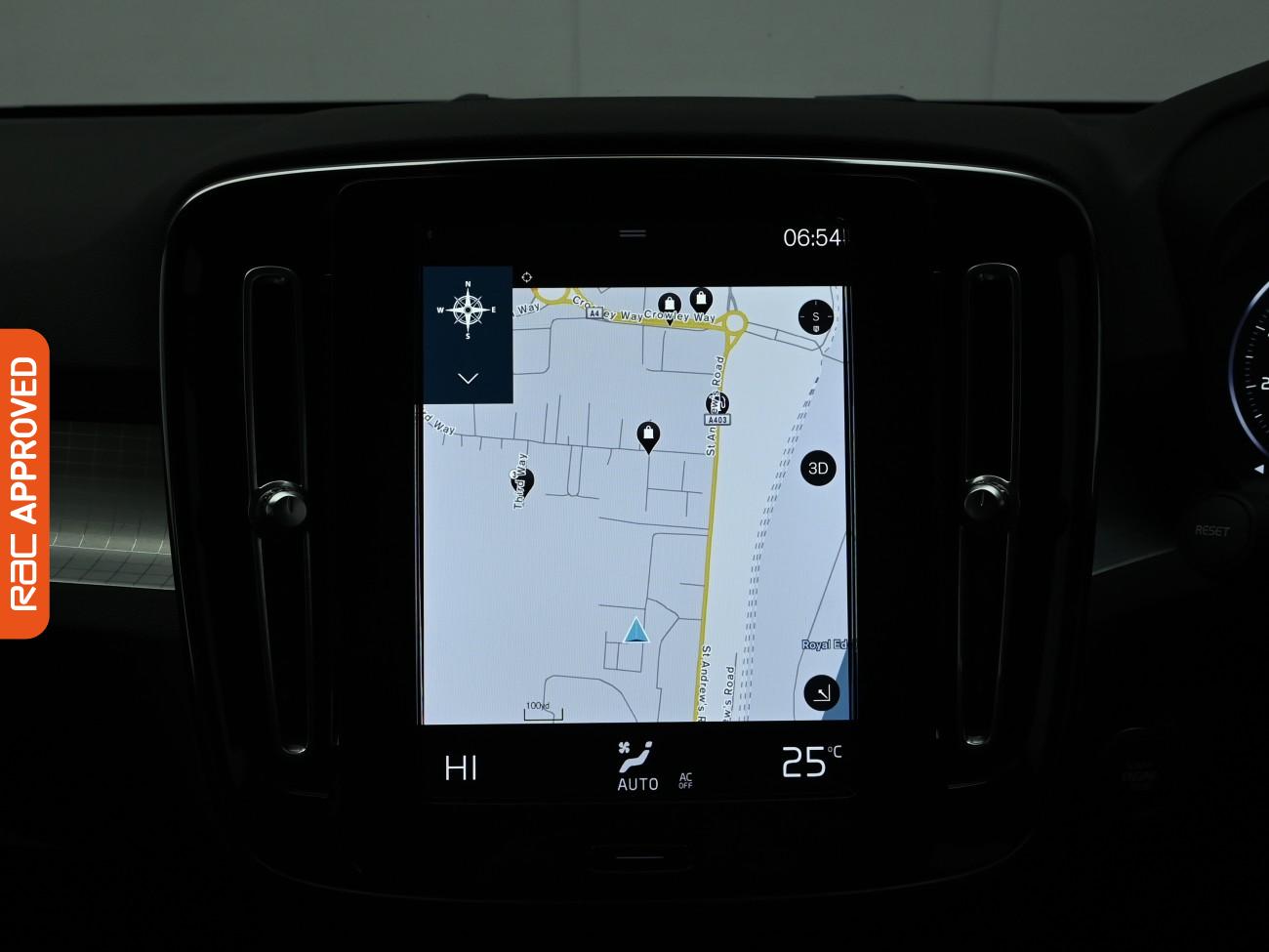 Used Volvo XC40 2021 for sale - 77529482: Photo 3