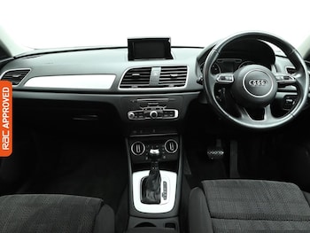 Used Audi Q3 2018 for sale - 77654309: Photo