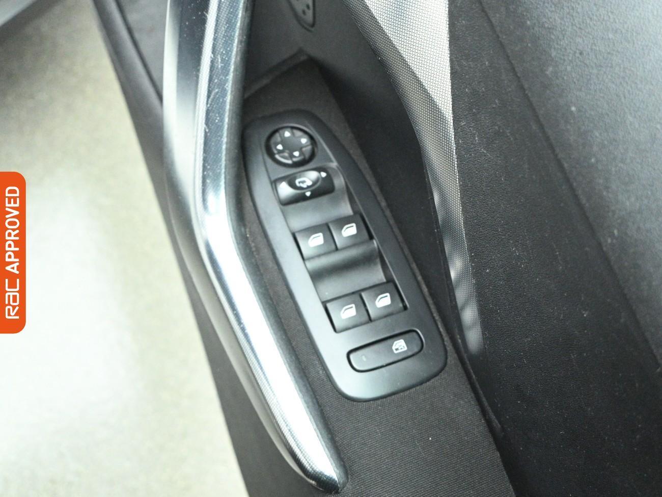 Used Peugeot 2008 2016 for sale - 77577748: Photo 23