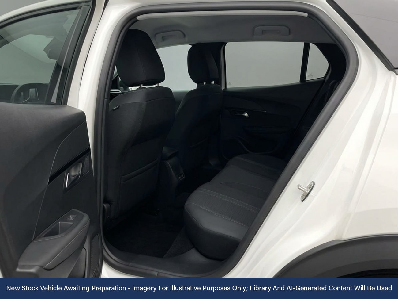 Used Peugeot E-2008 2022 for sale - 77929016: Photo 4