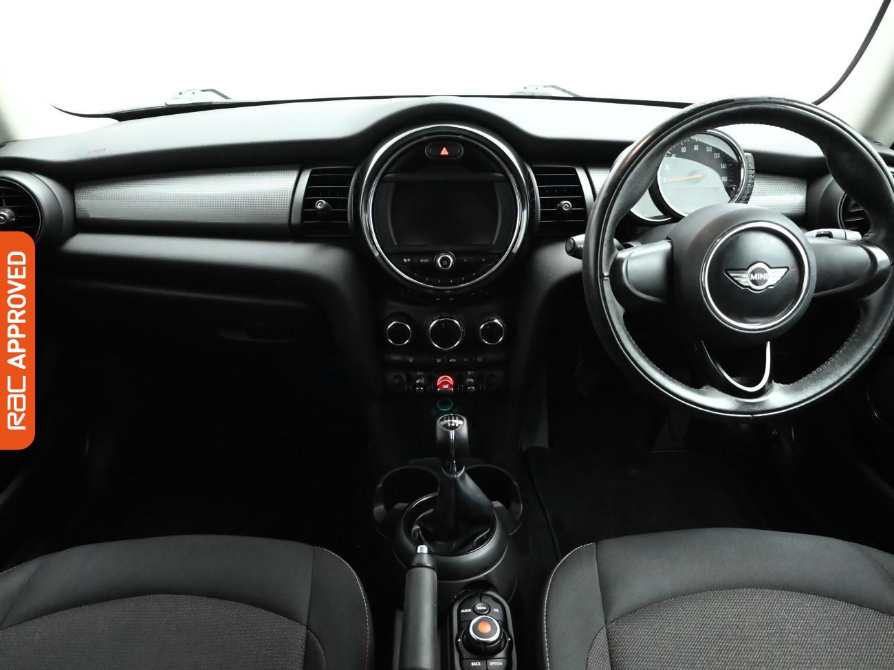 Used MINI Hatch 2017 for sale - 76798415: Photo 2