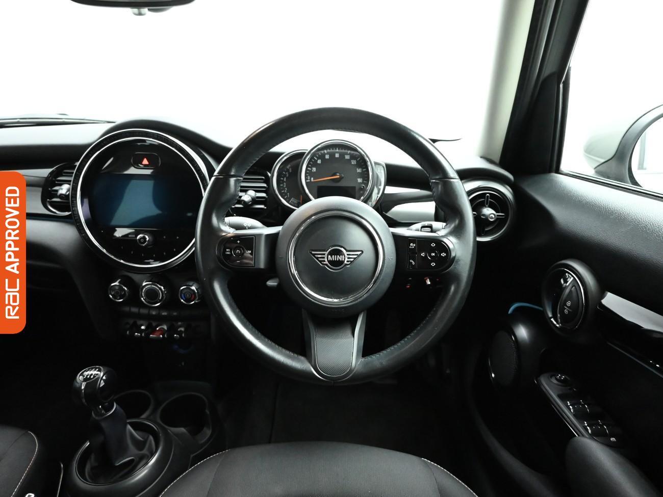 Used MINI Hatch 2021 for sale - 76705490: Photo 9