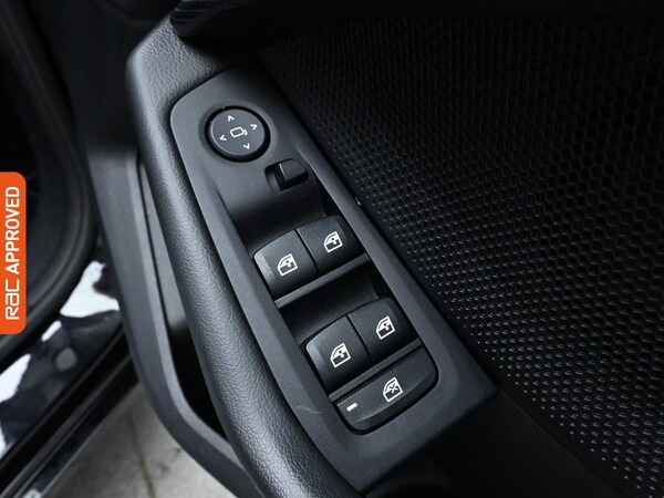 Used BMW 1 Series 2021 for sale - 75662637: Photo 26