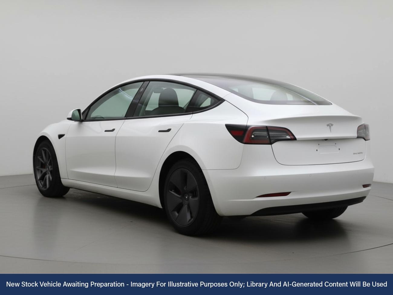 Used Tesla Model 3 2022 for sale - 76649169: Photo 2