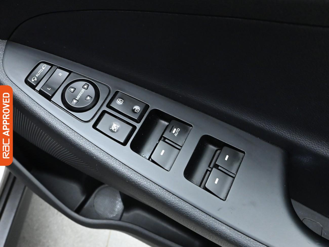 Used Hyundai TUCSON 2017 for sale - 76330606: Photo 24