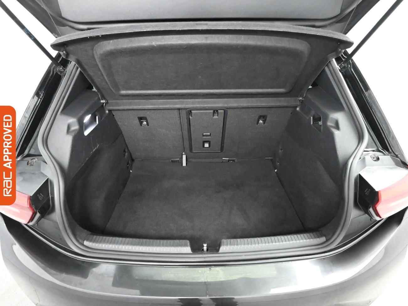 Used Volkswagen ID.3 2020 for sale - 76436800: Photo 30